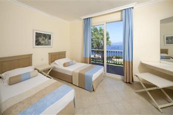 Club Resort Atlantis 4*