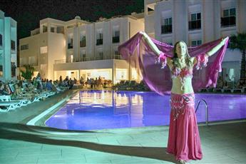 Club Shark Hotel