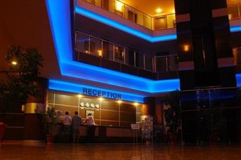 Club Side Coast Hotel