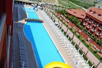 Club Side Coast Hotel