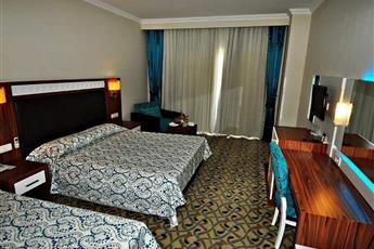 Club Side Coast Hotel