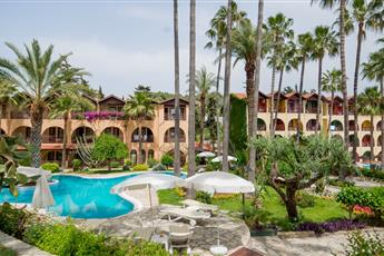 Club Tropical Beach Hotel 4* (ex. Green Paradise Beach Hotel)