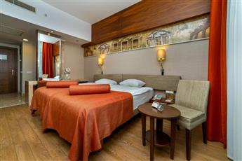 Commodore Elite Suites & Spa 5*