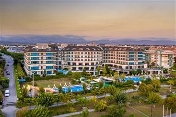 Commodore Elite Suites & Spa 5*