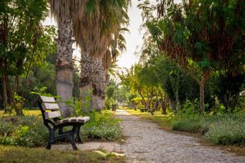 Commodore Elite Suites & Spa 5*