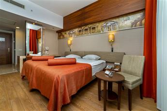 Commodore Elite Suites & Spa 5*