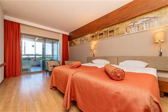 Commodore Elite Suites & Spa 5*