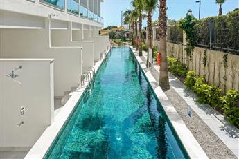 Commodore Elite Suites & Spa 5*