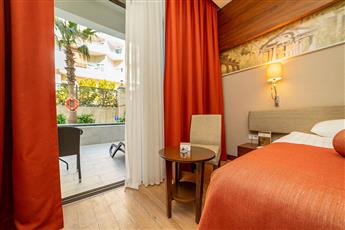 Commodore Elite Suites & Spa 5*