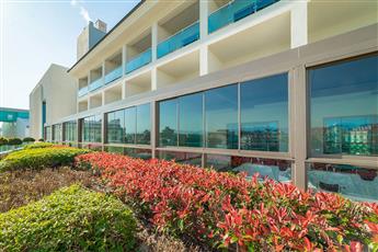Commodore Elite Suites & Spa - Adults Only 18+