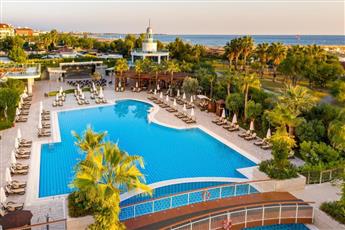 Commodore Elite Suites & Spa (Adults Only 18+)