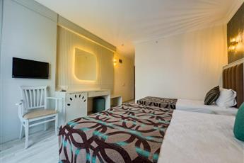 Concordia Celes Hotel