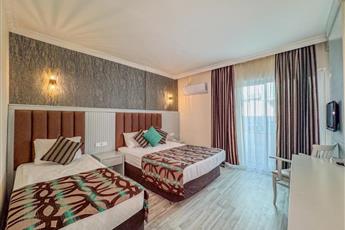 Concordia Celes Hotel