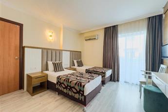 Concordia Celes Hotel