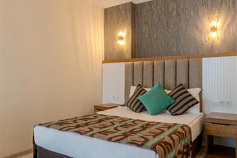 Concordia Celes Hotel