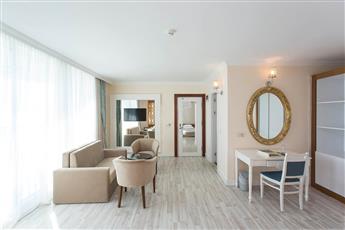 Concordia Celes Hotel