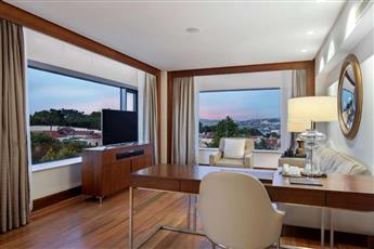 Conrad Istanbul Bosphorus 5*
