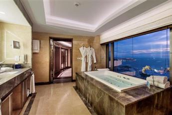 Conrad Istanbul Bosphorus 5*