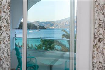 Contess By Faros 3*