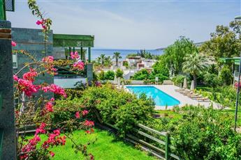 Costa Luvi Hotel