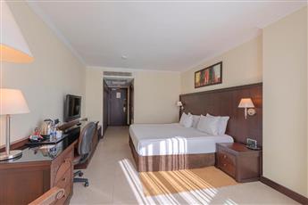 Crowne Plaza Antalya By IHG 5*