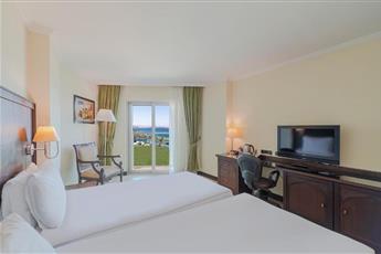 Crowne Plaza Antalya By IHG 5*