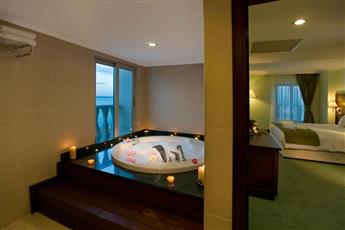 Crowne Plaza Antalya By IHG 5*