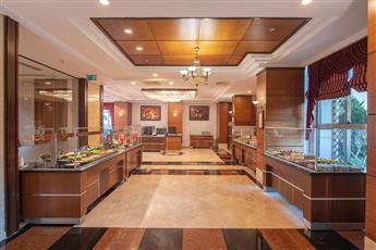 Crowne Plaza Antalya By IHG 5*