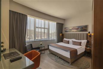 Crowne Plaza Cappadocia Nevsehir 5*
