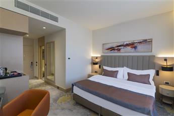 Crowne Plaza Cappadocia Nevsehir 5*