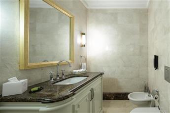 Crowne Plaza Istanbul Asia Hotel