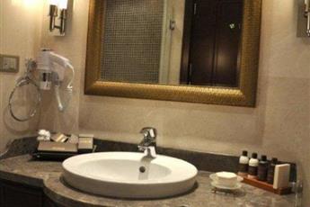 Crowne Plaza Istanbul Asia Hotel