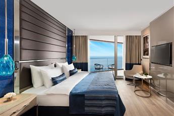 Crowne Plaza Istanbul Florya 5*