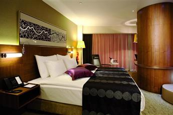Crowne Plaza Istanbul Harbiye 5*