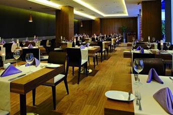 Crowne Plaza Istanbul Harbiye 5*