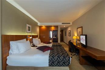 Crowne Plaza Istanbul Harbiye 5*