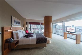 Crowne Plaza Istanbul Harbiye 5*