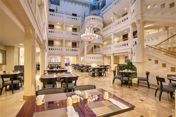 Crowne Plaza Istanbul Old City by IHG 5*