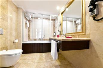 Crowne Plaza Istanbul Old City by IHG 5*