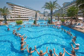 Crystal Admiral Resort Suites & Spa 5*