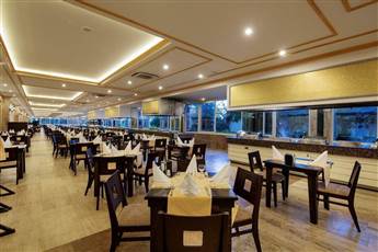 Crystal Admiral Resort Suites & Spa 5*