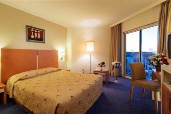 Crystal Admiral Resort Suites & Spa 5*