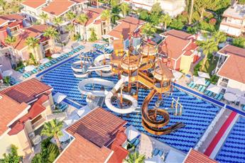 Crystal Club World of Colours 4*