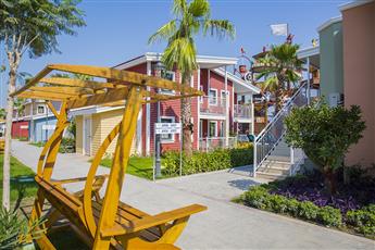 Crystal Club World of Colours 4*