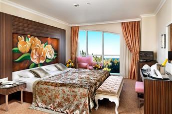 Crystal De Luxe Resort & Spa 5*