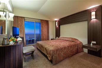 Crystal Family Resort & Spa 5*