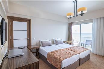 Crystal Family Resort & Spa 5*