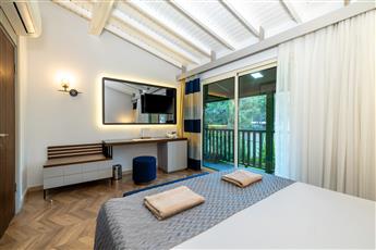 Crystal Family Resort & Spa 5*