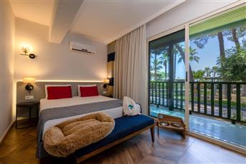 Crystal Flora Beach Resort 5*
