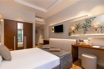 Crystal Flora Beach Resort 5*